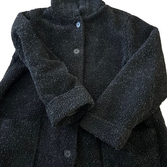 Woman within Hooded Berber Fleece jacket size large (18-20) - Picture 5 of 12